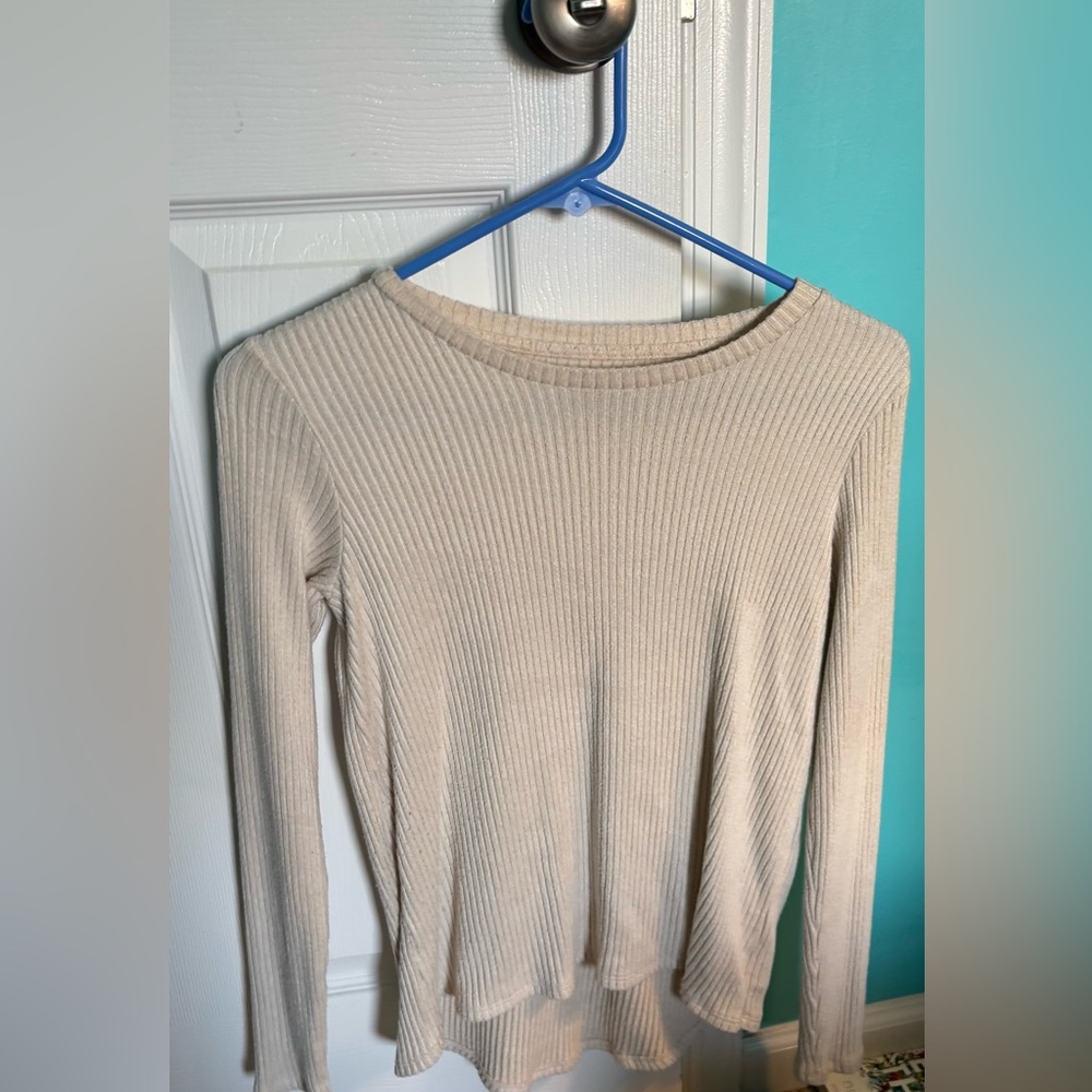 American Eagle Long Sleeve